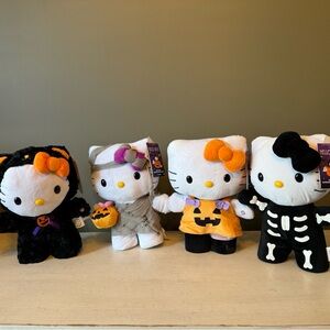 Hello Kitty Halloween Plush side steppers